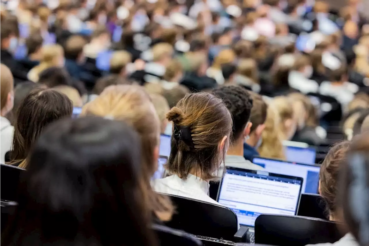 Kabinett beschließt Einmalzahlung von 200 Euro: So kommen Studenten an das Geld