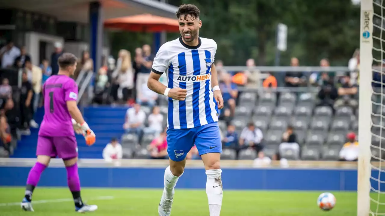 Hertha BSC: Instagram-Star Nader El-Jindaoui bei den Profis dabei.