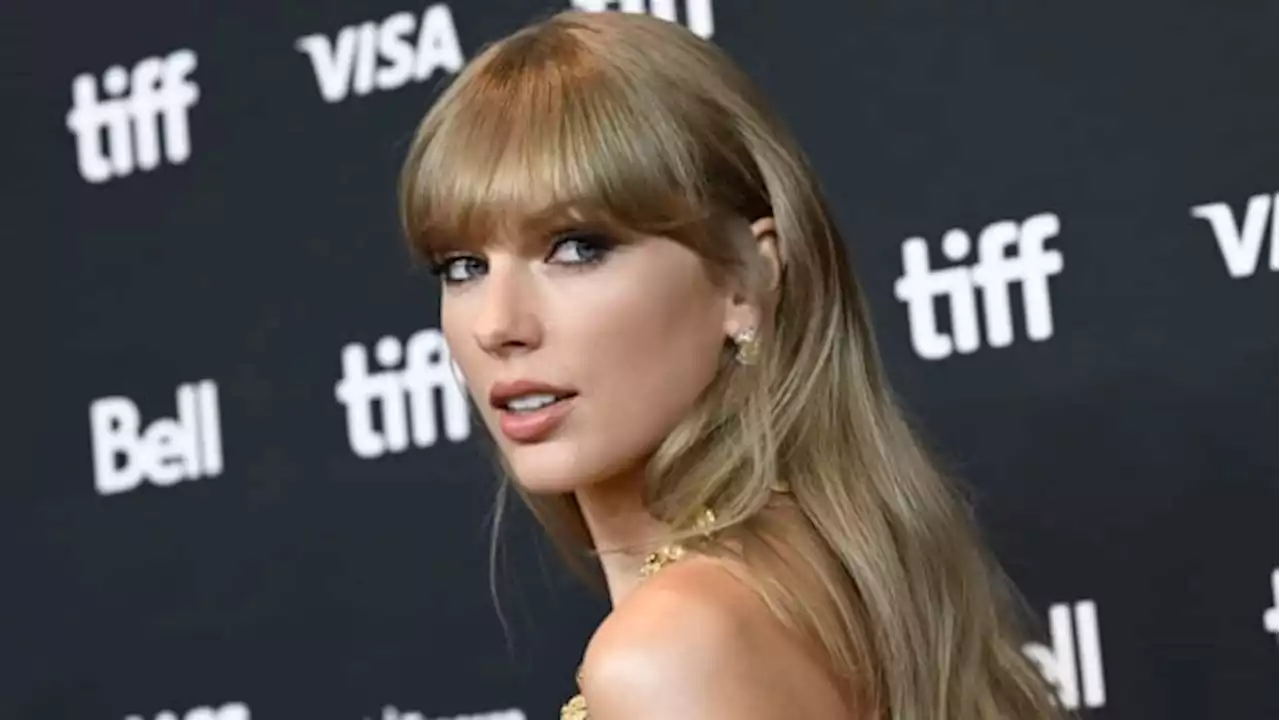 Ticketmaster cancels public sale for Taylor Swift tour after demand broke records and website | CBC News