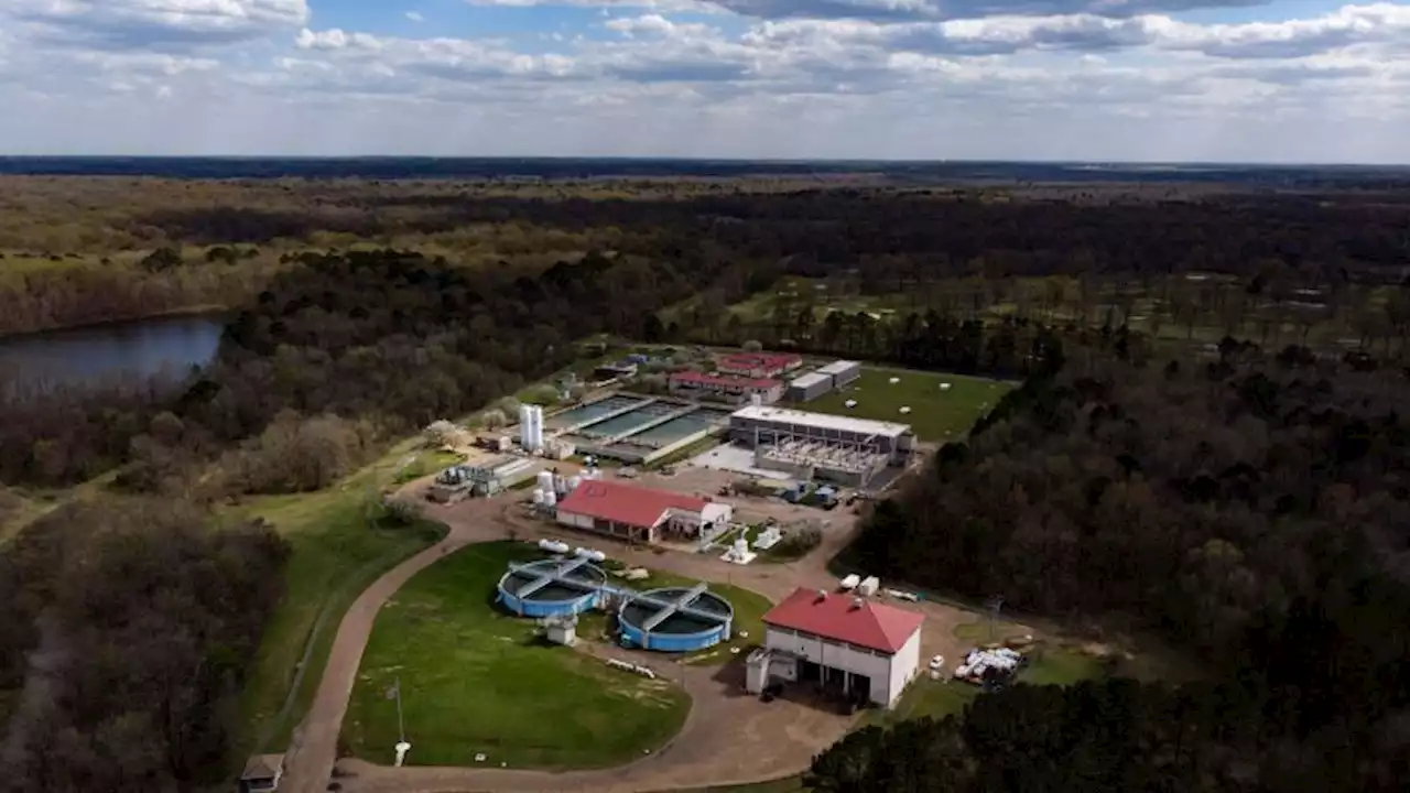 Jackson, Mississippi, city council approves agreement with EPA to establish federal oversight of long-term water crisis solutions | CNN