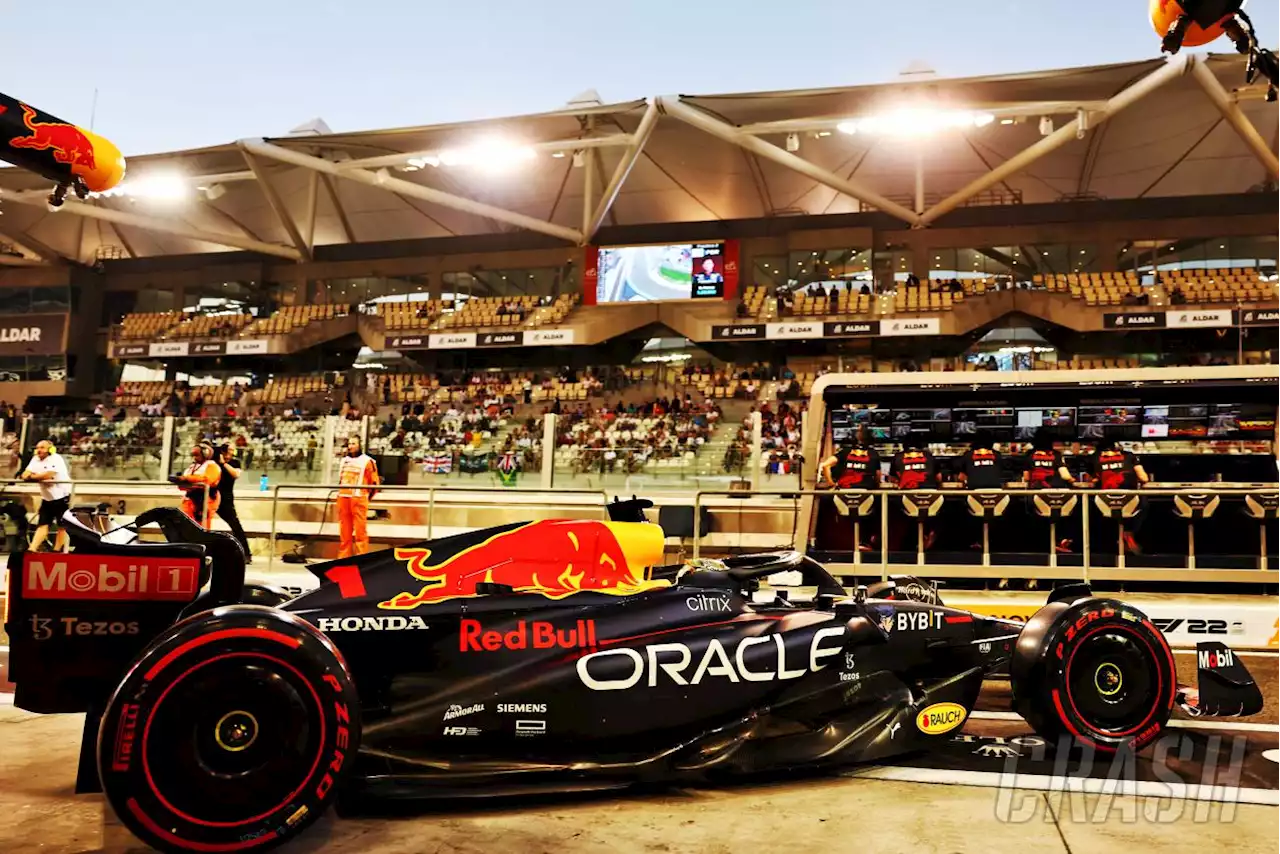 Verstappen returns to top second Abu Dhabi practice