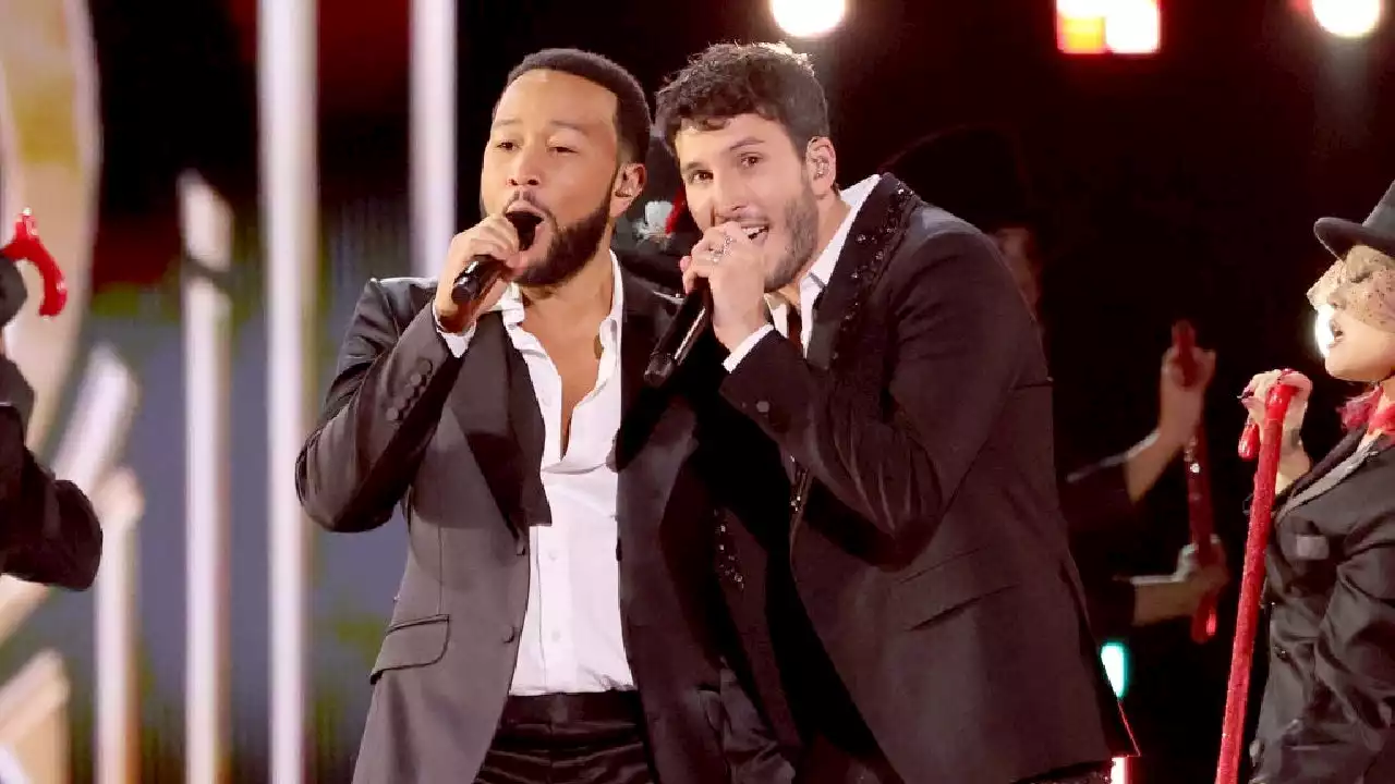 John Legend Rocks the Latin GRAMMYs with 'Tacones Rojos' Performance