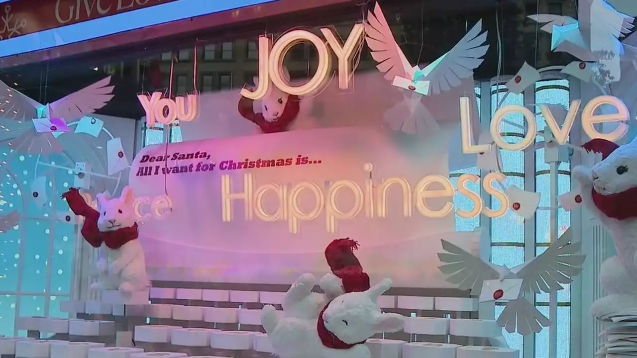 Macy's unveils 2022 holiday window display