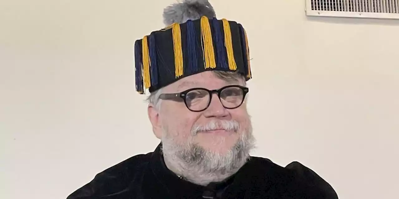 Claudia Sheinbaum felicita a Guillermo del Toro por su doctorado Honoris Causa