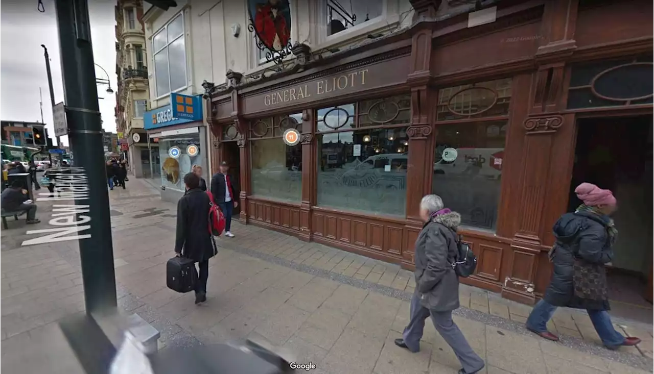 Armed police swoop in after man with a gun spotted in Leeds city centre pub