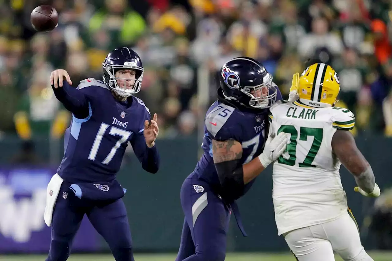 De la mano de Tannehill, los Titans derrotan de visita a los Packers