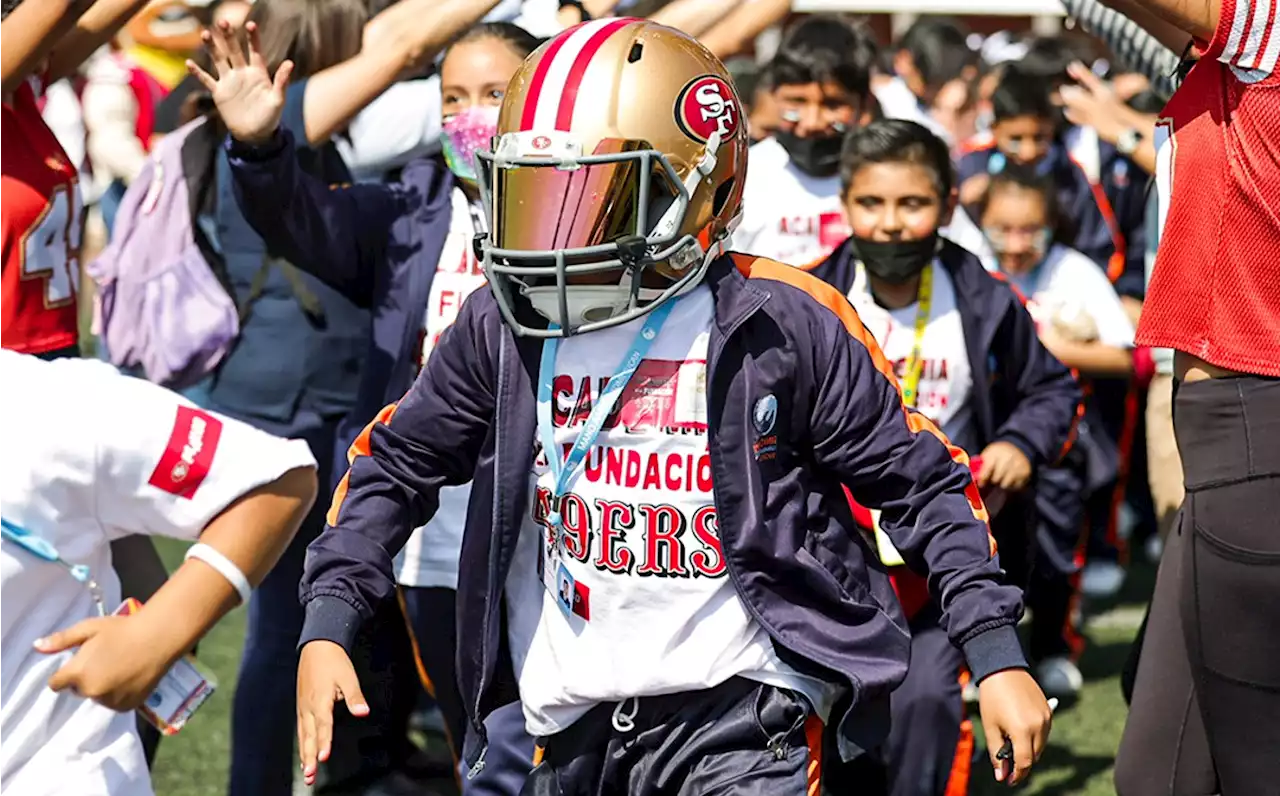 San Francisco 49ers celebraron su campamento temático en CDMX