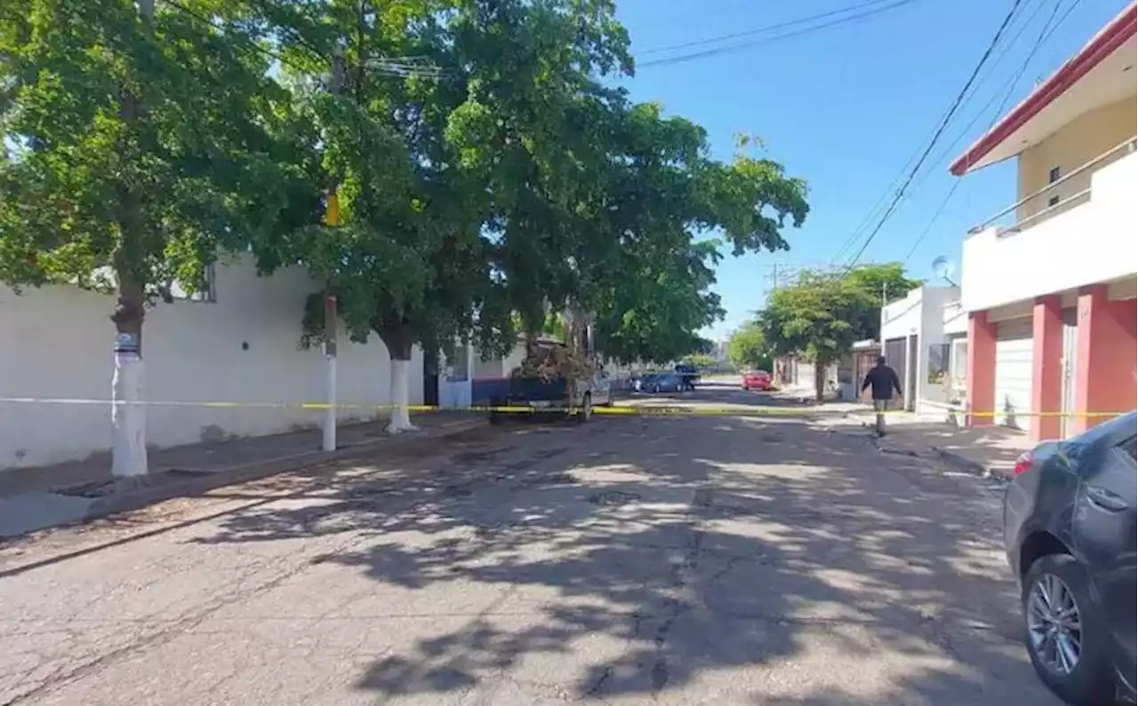 En Sinaloa, hombre armado entra a escuela y asalta a profesores