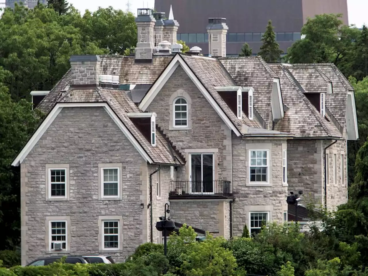 Prime minister's mansion at 24 Sussex Drive to close starting this week for remediation work