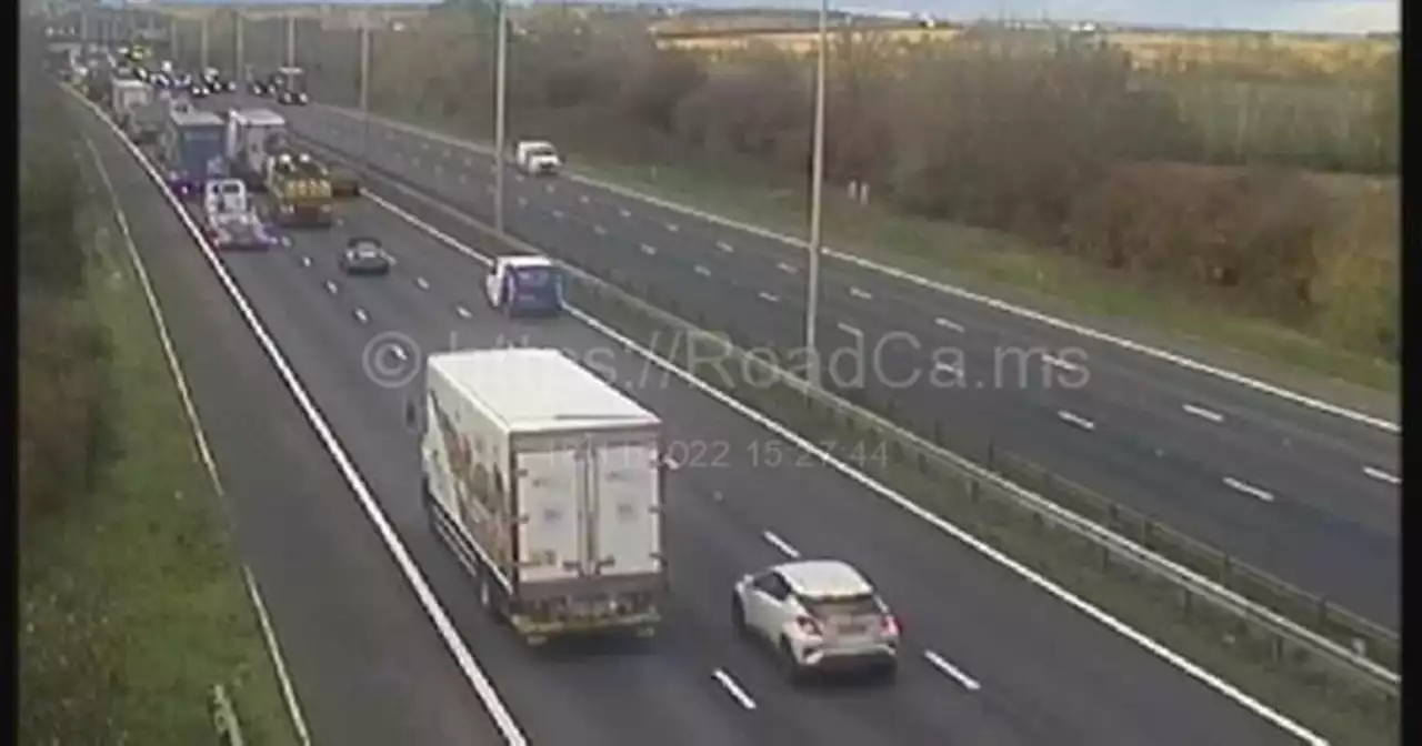 Long delays on M1 at Nottingham after crash