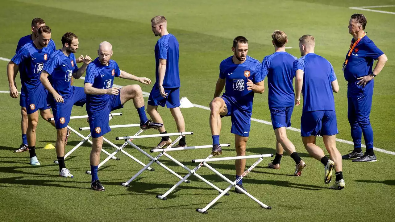 Oranje traint opnieuw met complete selectie richting WK-duel met Senegal