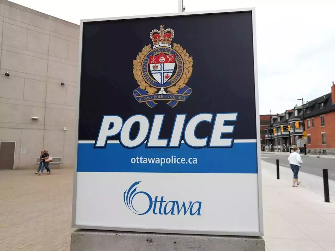 Ottawa police officer acquitted on disciplinary charges, remains suspended