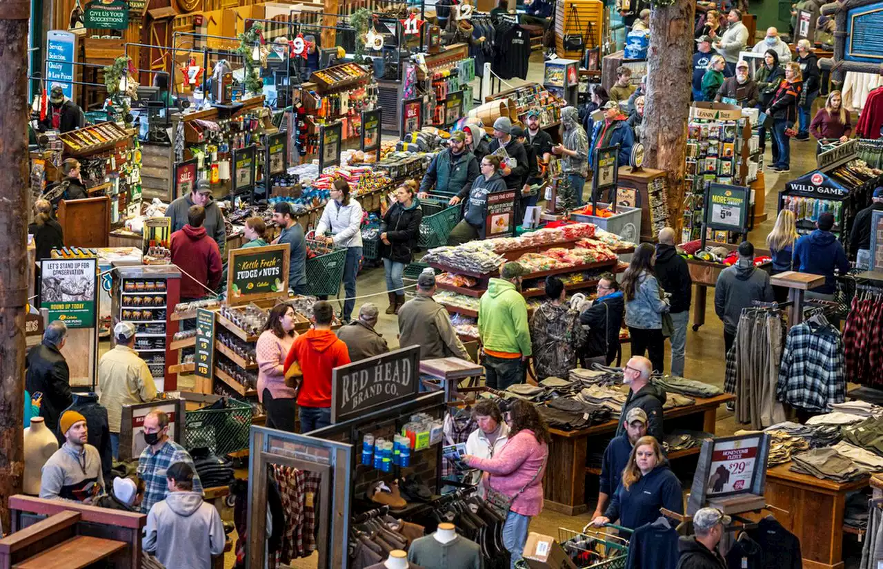 Here’s when Bass Pro, Walmart, Target and other stores will open on Black Friday