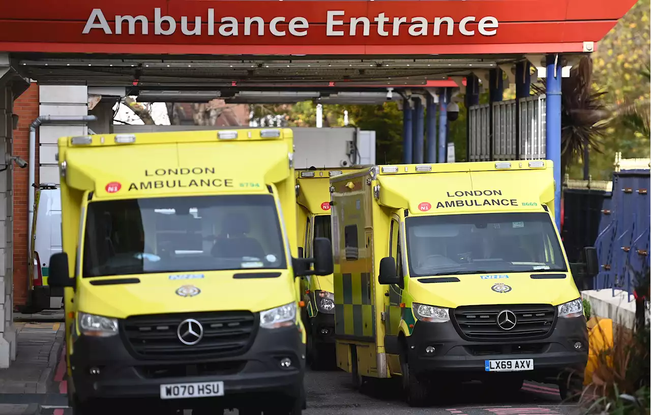 Ambulances must halve time it takes to reach heart attack patients, demands Hunt