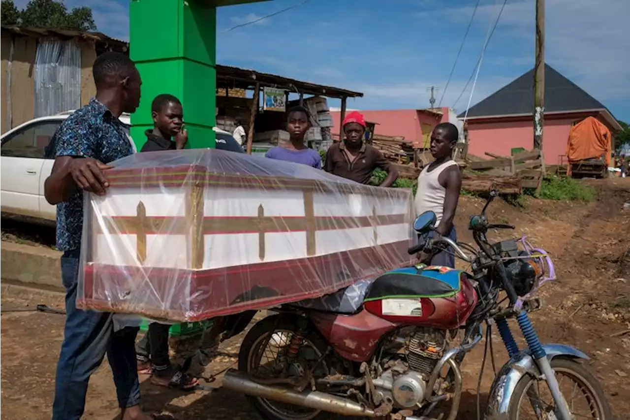 WHO gaat ebolavaccins testen in Oeganda: ‘Je ontkomt niet aan ethische dilemma’s’