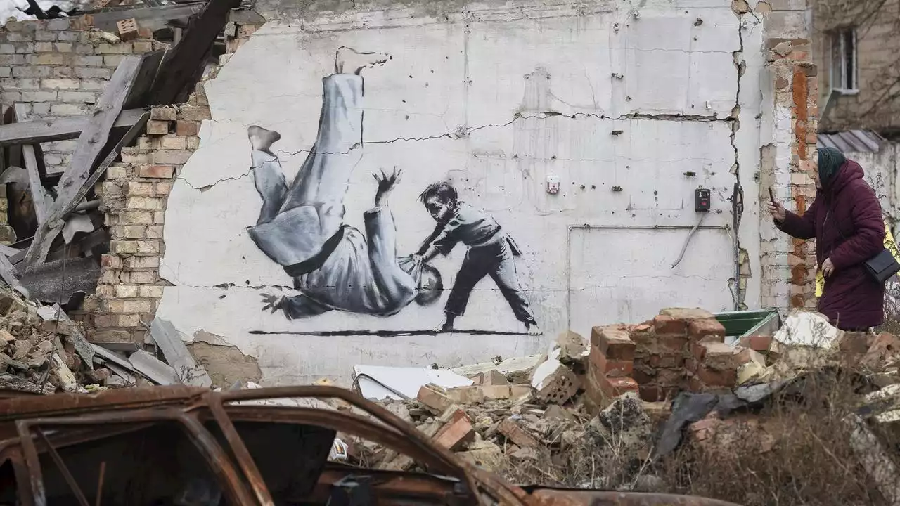 Banksy-Werke in der Ukrainer: Kunst auf Trümmern