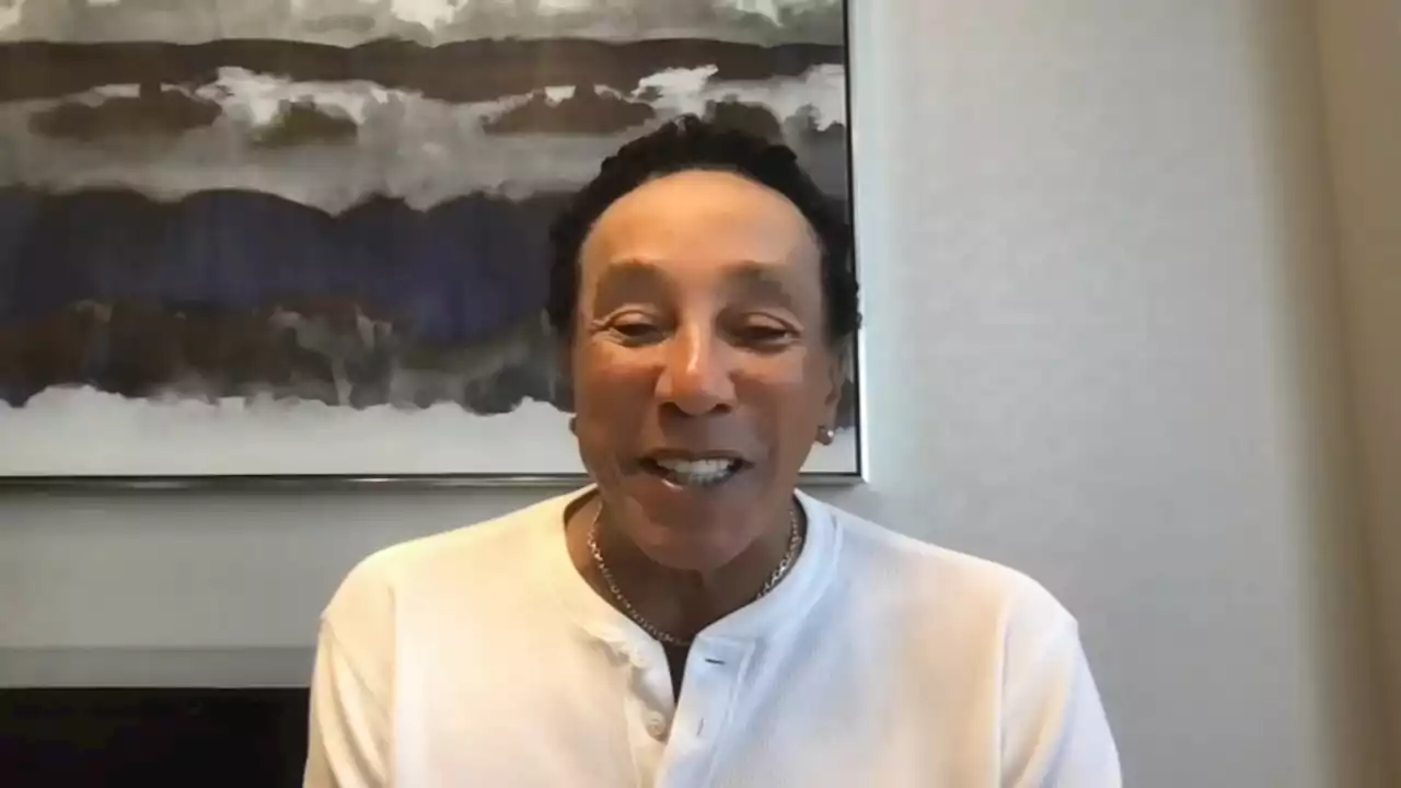 Smokey Robinson to perform in 6abc/Dunkin' Thanksgiving Day Parade