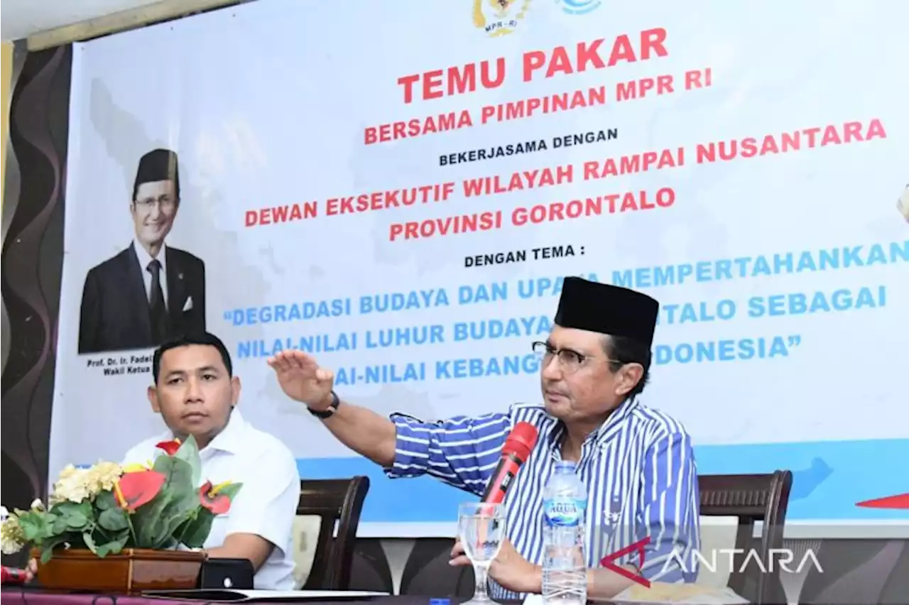 Fadel Muhammad khawatir kecanggihan medsos degradasi budaya bangsa