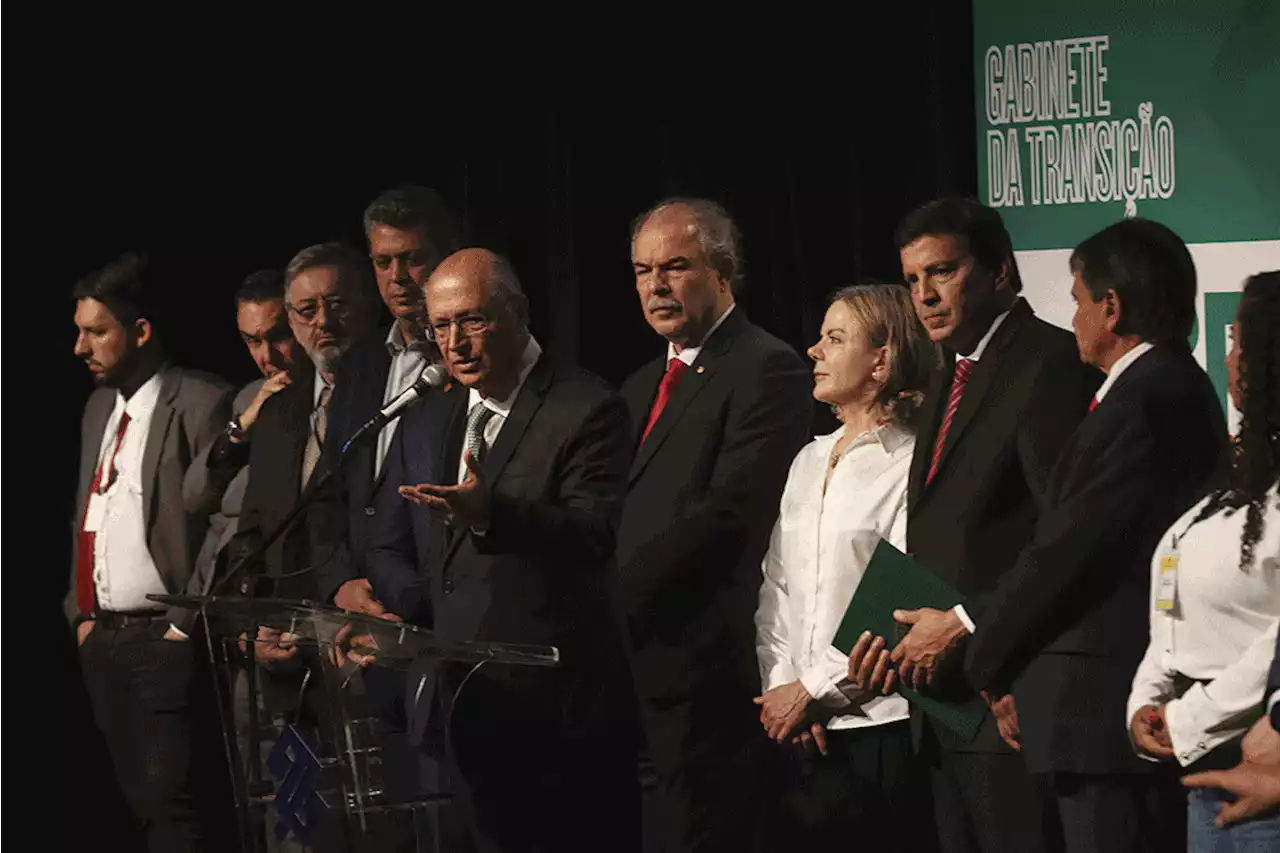 Lula enfurece o mercado e tenta reverter os retrocessos de Temer e Bolsonaro