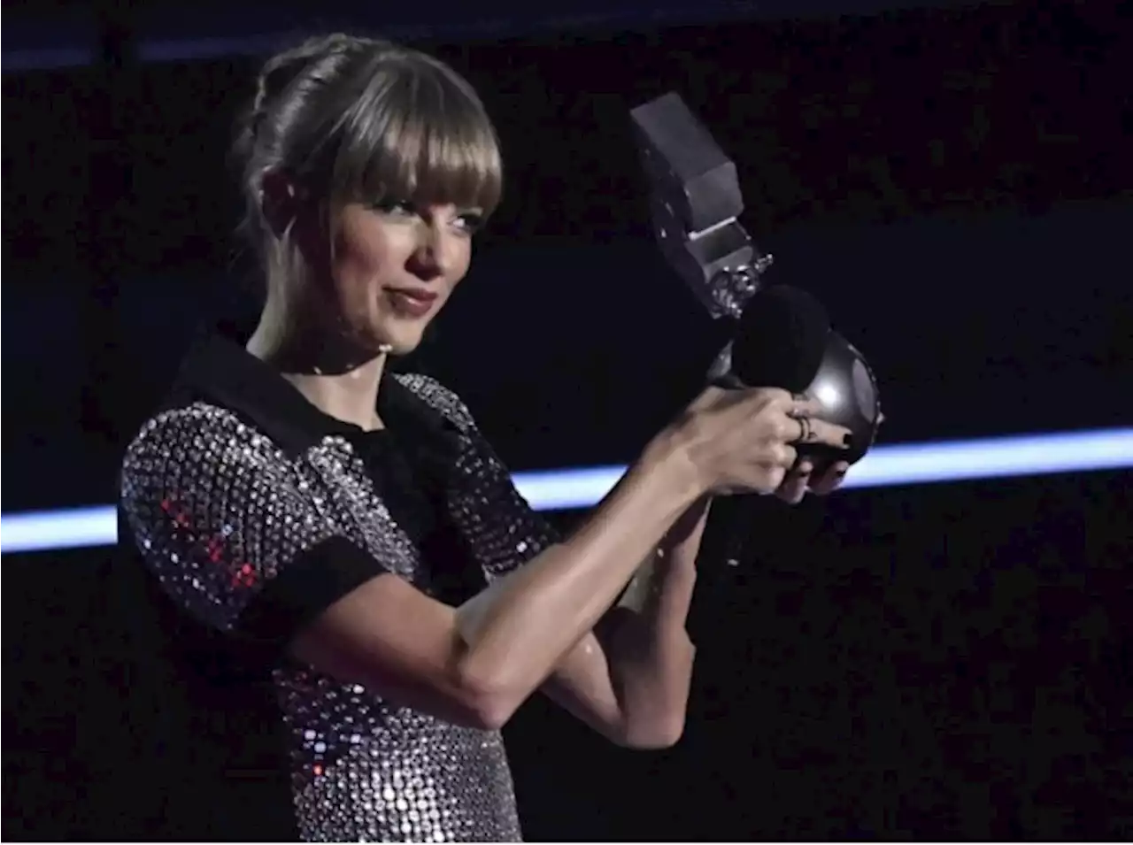 Taylor Swift hits out at ‘excruciating’ Ticketmaster tour chaos