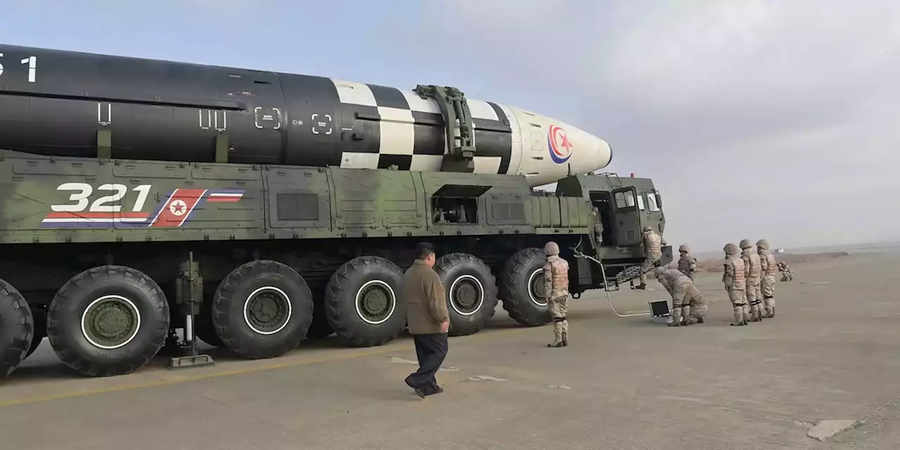 Kim Jong Un zeigt bei Test von „Monsterrakete“ erstmals seine Tochter
