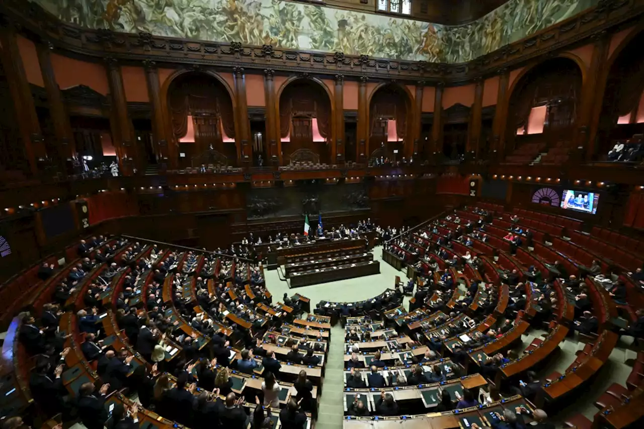 Italie : les députées peuvent désormais allaiter dans l’hémicycle