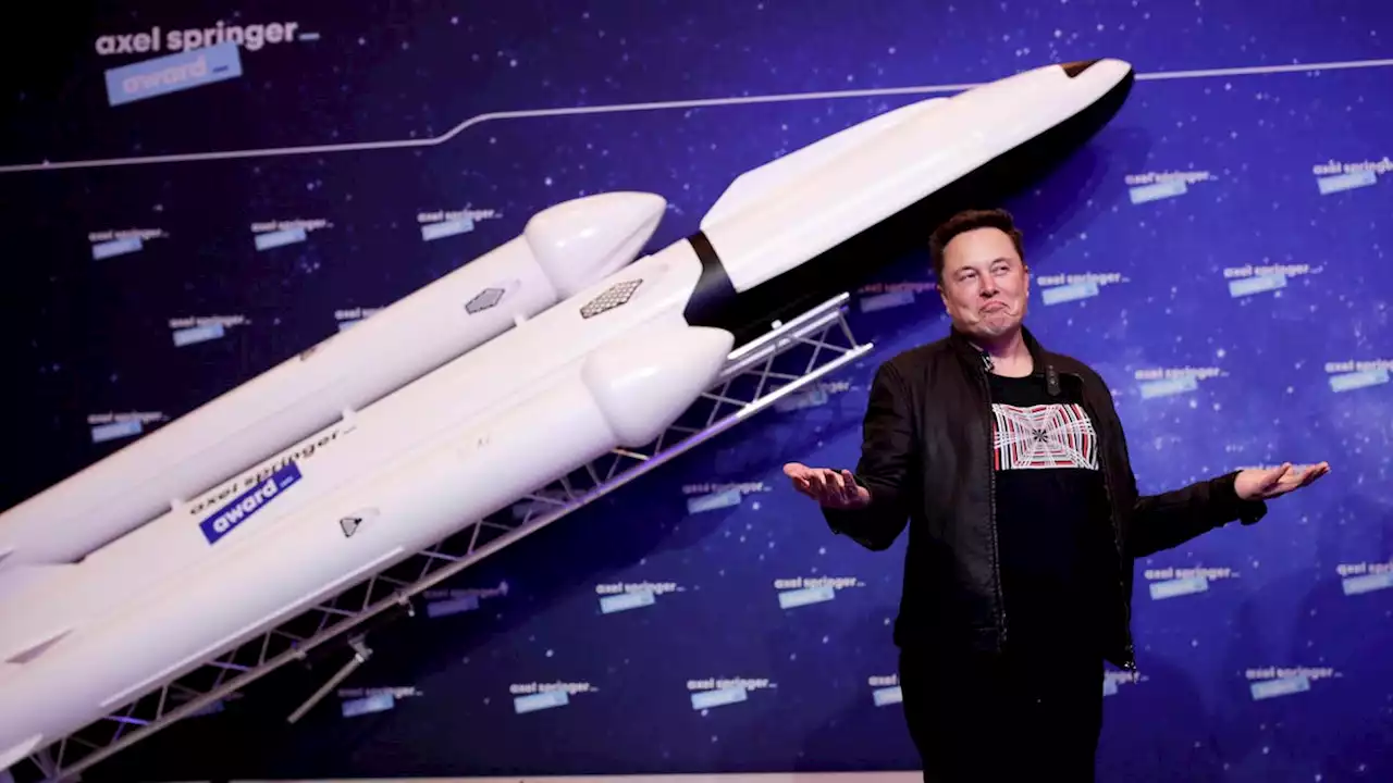 Fired SpaceX Employees Made a List of Elon Musk's 25 Worst Tweets