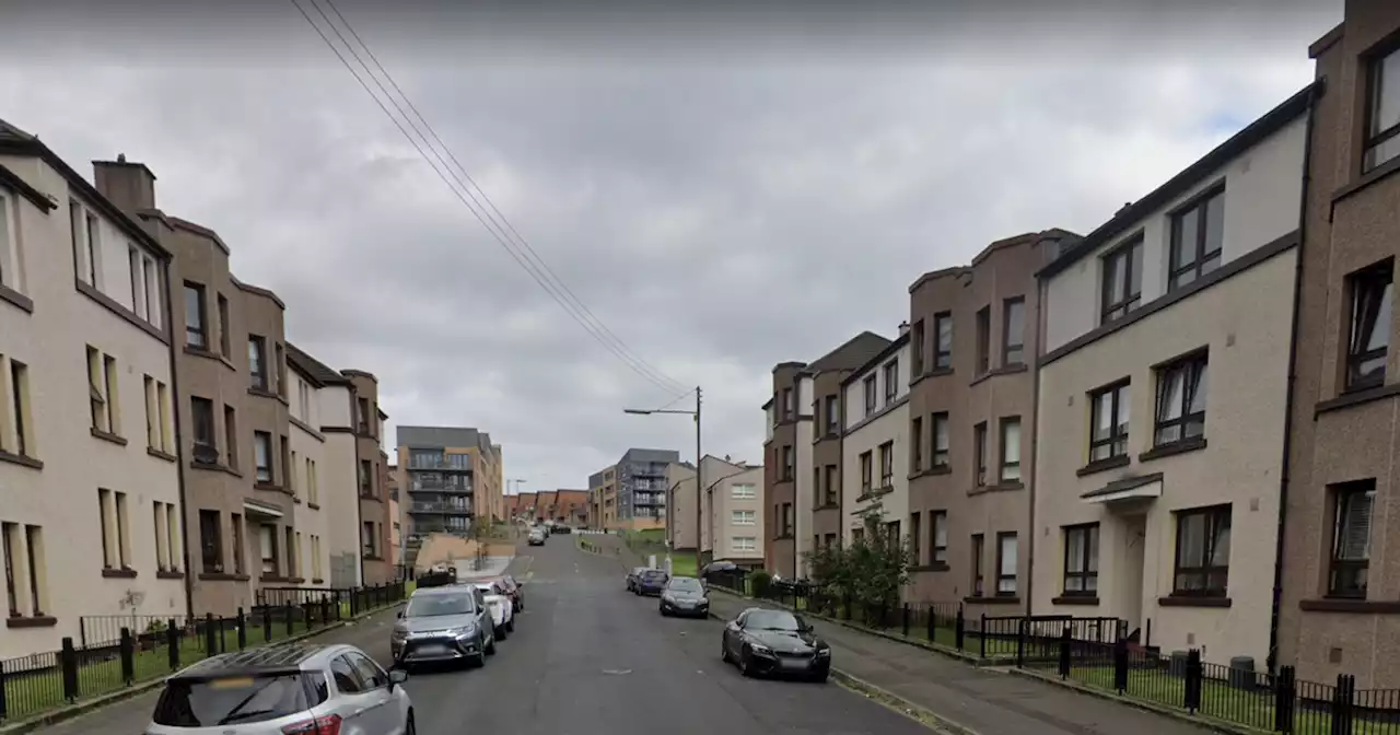 'Murder bid' as man left with life-threatening injuries after Maryhill attack