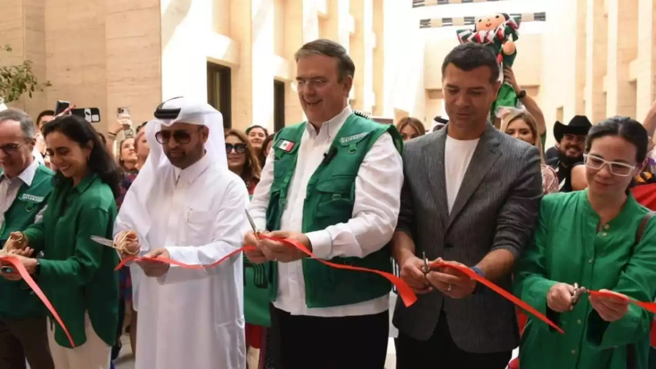 Marcelo Ebrard inaugura Centro México Qatar previo al Mundial