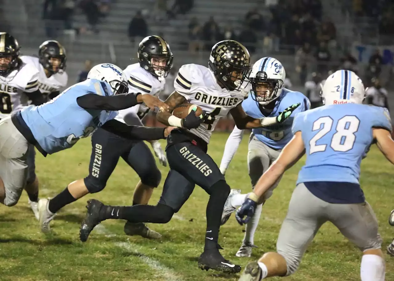 Late turnovers doom Mayfair football in semifinal loss to Golden Valley