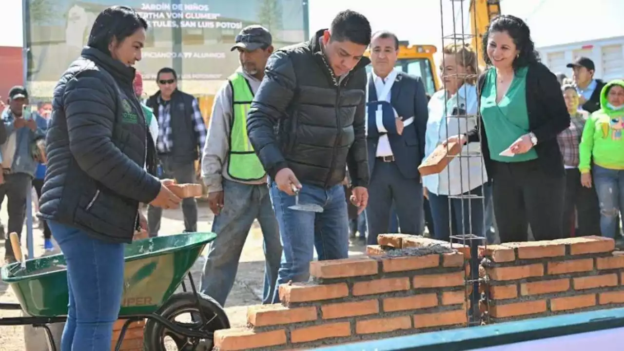 Ricardo Gallardo inicia construcción de jardín de niños en fraccionamiento Los Tules