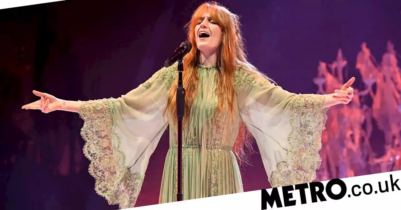 Florence Welch 'heartbroken' as she cancels UK tour after breaking foot