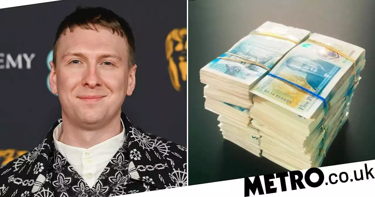 Joe Lycett has his £10k ready to shred if David Beckham doesn't end Qatar deal