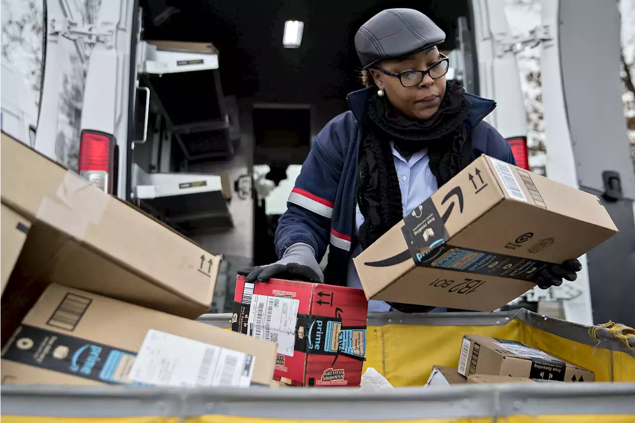 Season's Savings: How to Avoid Paying Shipping Fees