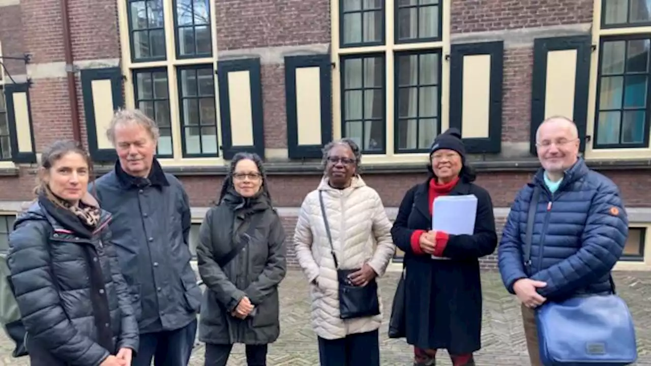 Rondleiding door Den Haag: 'Mensen van kleur altijd al aanwezig in Nederland'