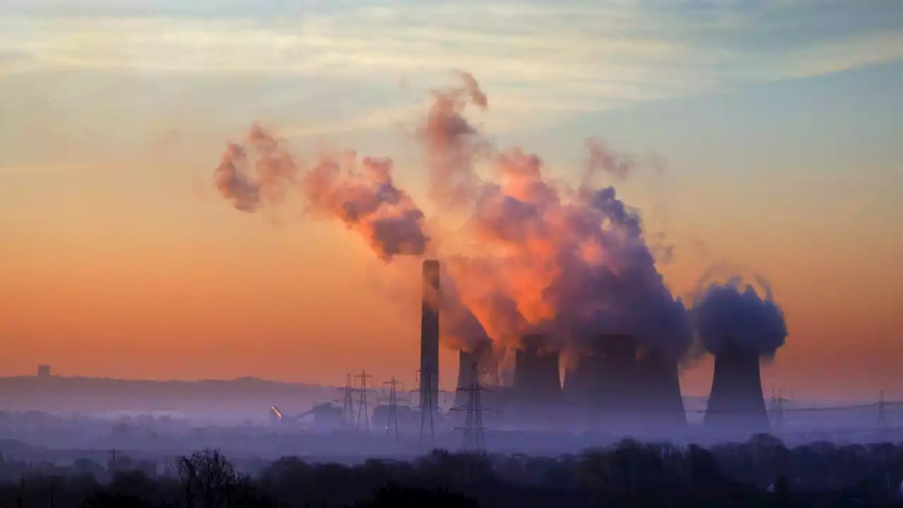 Final negotiations at COP27 Summit