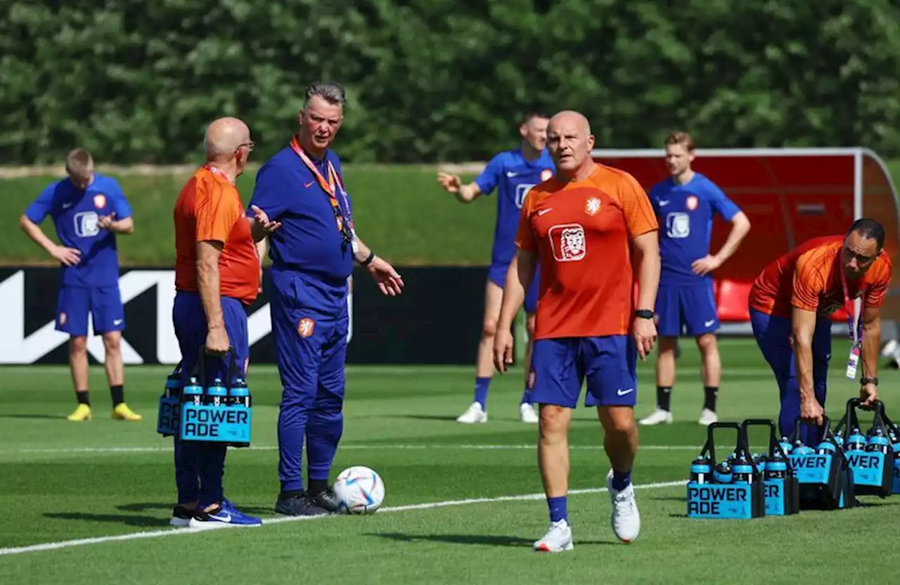 PREVIEW-Soccer-Confident Dutch face tough examination from African champions