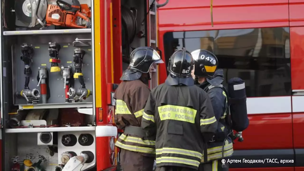 В районе Всеволожска в Ленобласти произошел пожар на газозаправочной станции