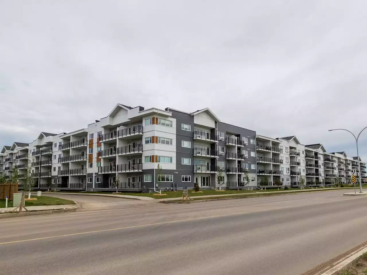 Developer eyes lawsuit over Saskatoon apartment project