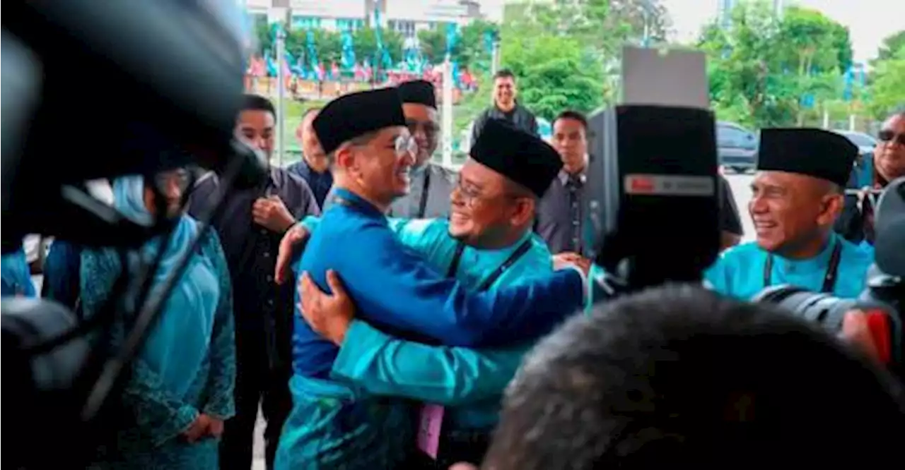 Selangor MB leads in Gombak with 1,202 votes