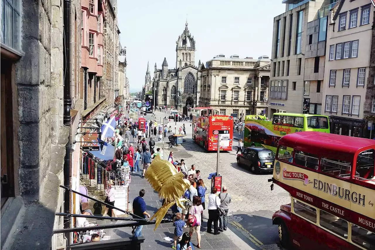 Rick Steves: Walk into history along Edinburgh's Royal Mile