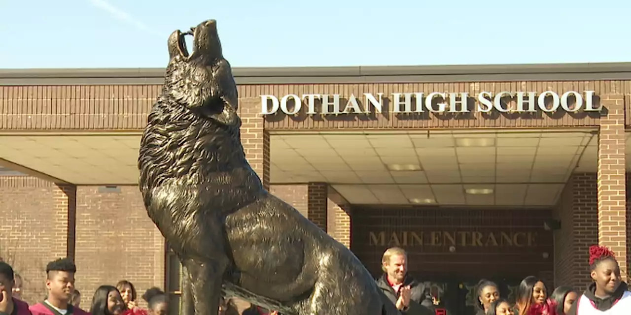 Dothan High students awarded for AP performance