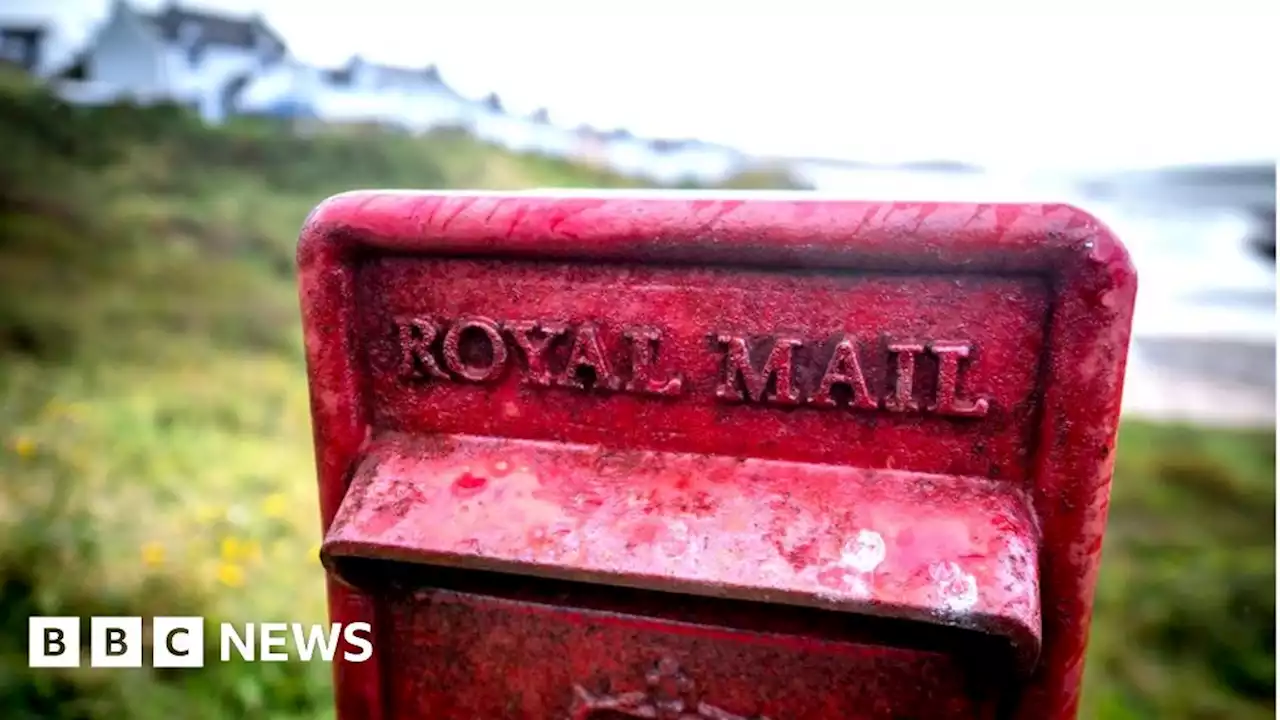 Islay residents wait three weeks to receive post