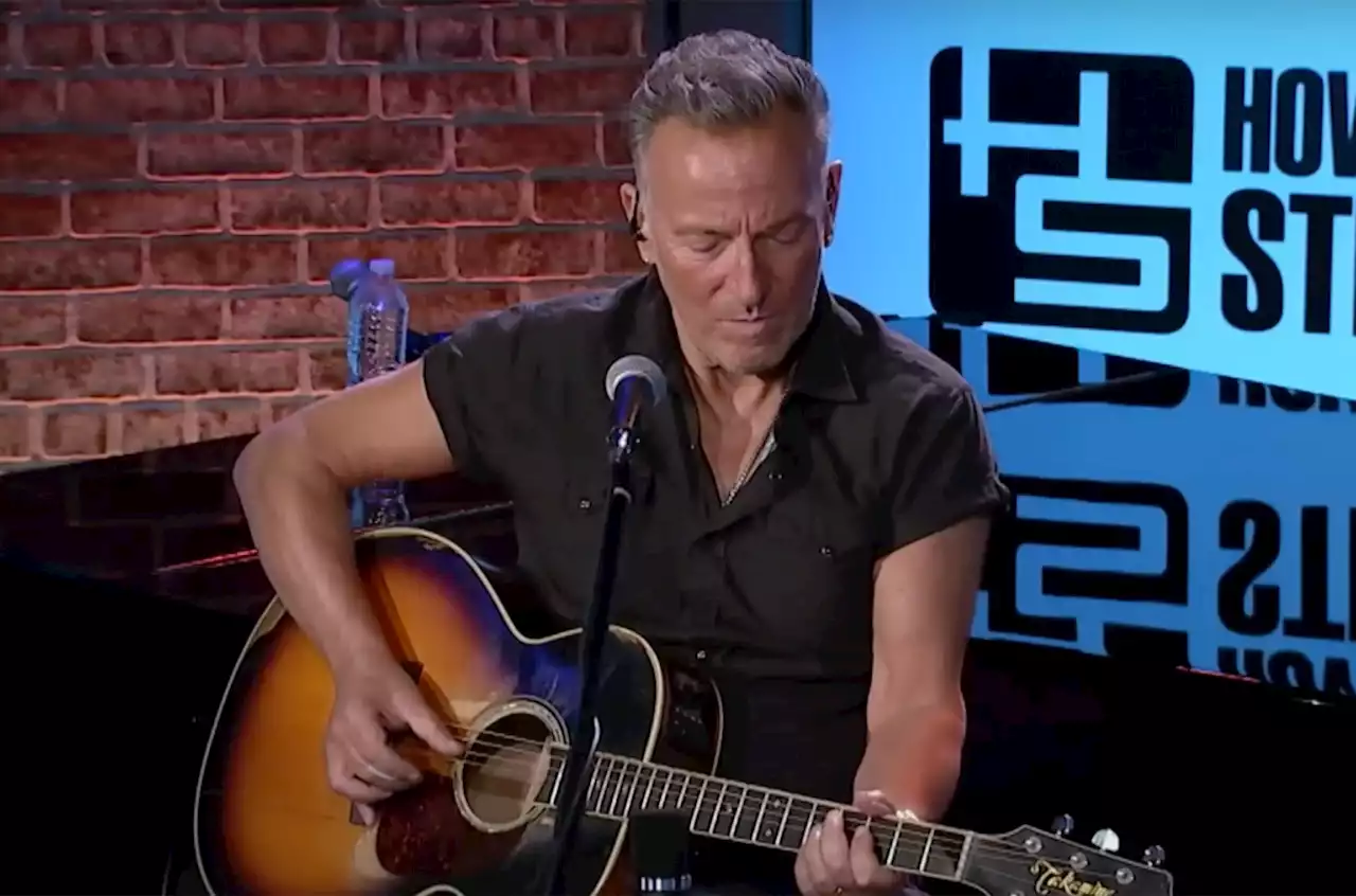 Here’s What Bruce Springsteen Thinks of Taylor Swift’s ‘Midnights’