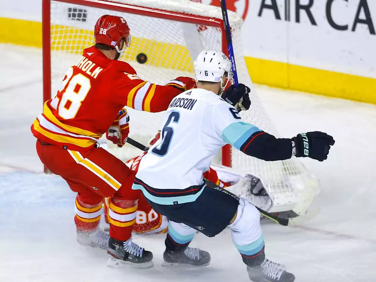 SNAPSHOTS: Flames come undone in sloppy loss to Kraken