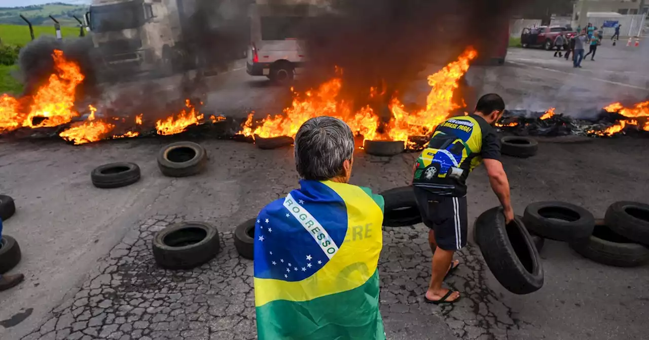 Bolsonaro Expected to Accept Defeat as His Supporters Block Roads, Demand Military Coup