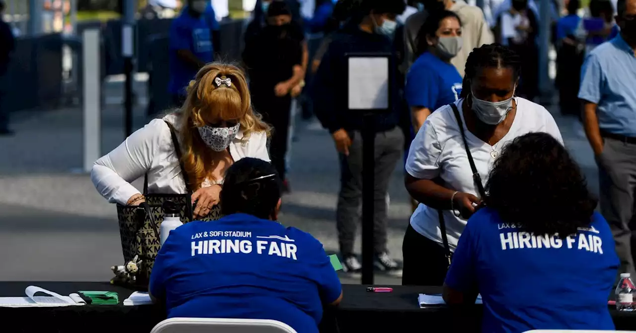 US Unemployment System 'Wholly Unprepared' as Fed Risks Throwing Millions Out of Work