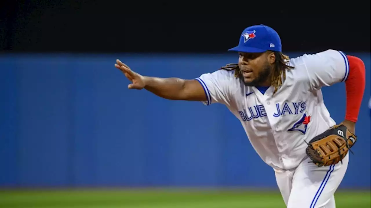 Toronto first baseman Guerrero wins American League Gold Glove Award