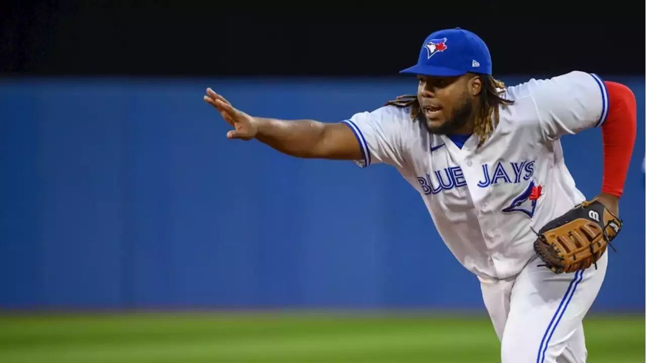 Blue Jays first baseman Guerrero wins American League Gold Glove Award