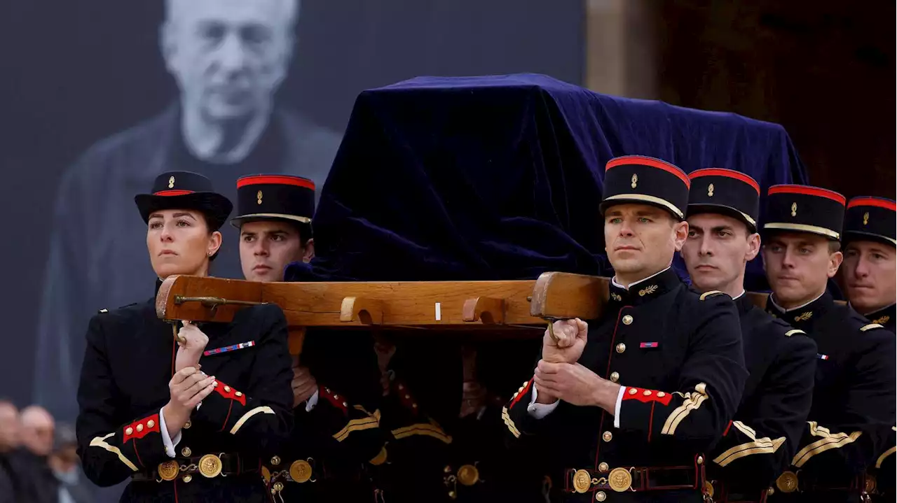 Les moments forts de l’hommage national rendu au peintre Pierre Soulages au Louvre